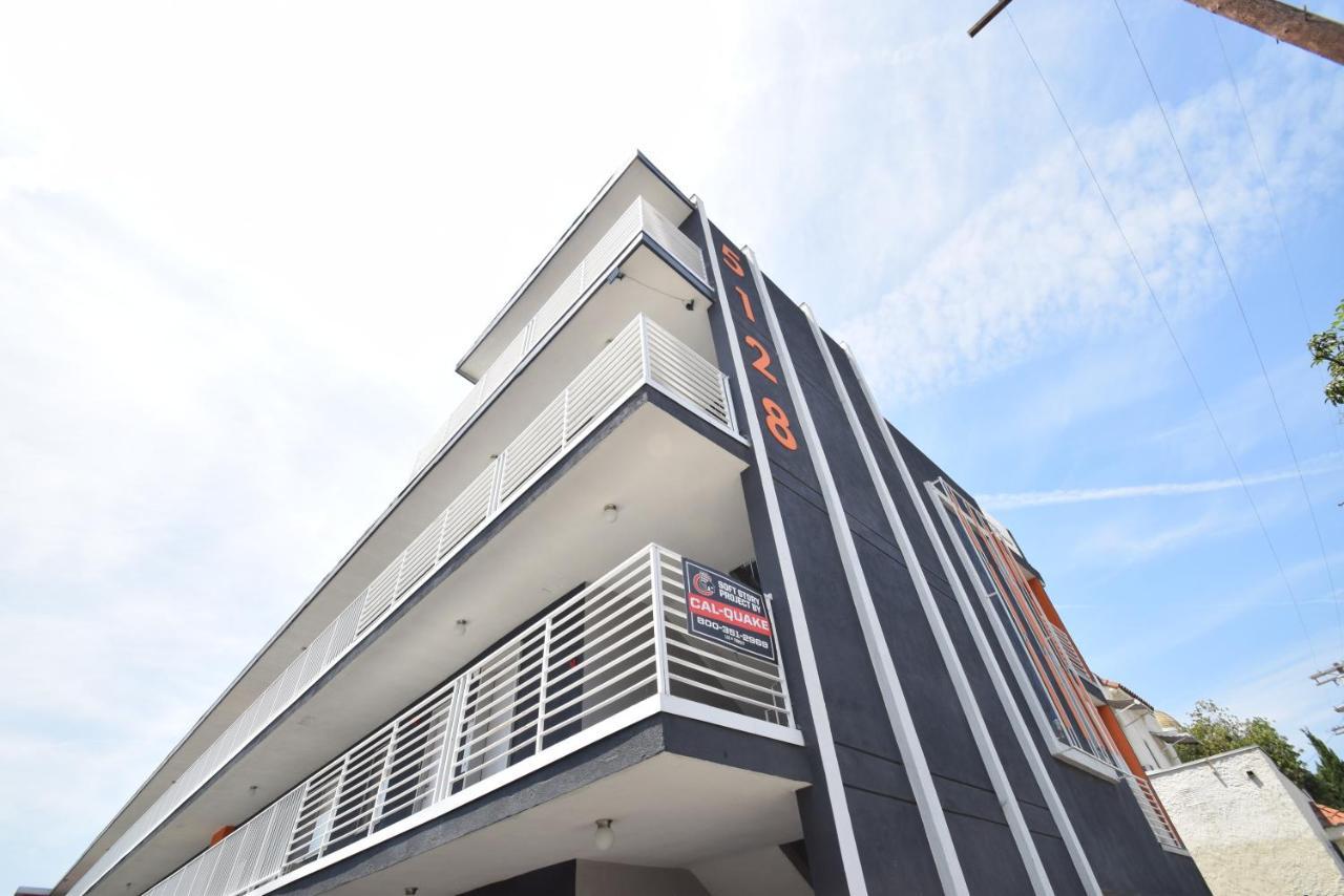 Hollywood Business Suites Los Angeles Exterior photo